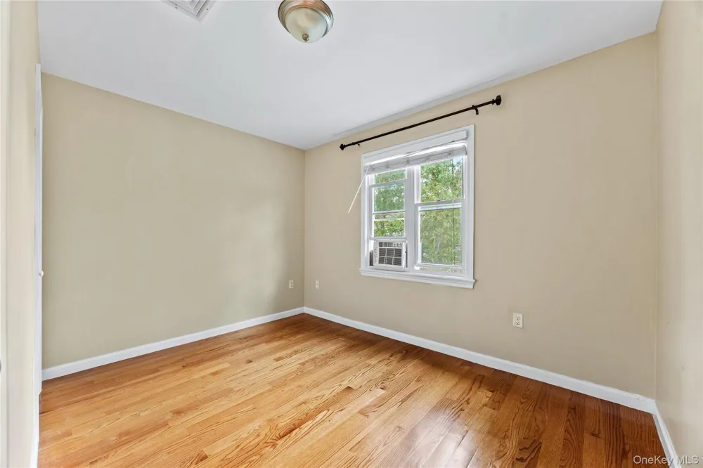 164-31 Underhill Avenue Fresh Meadows, NY 11365