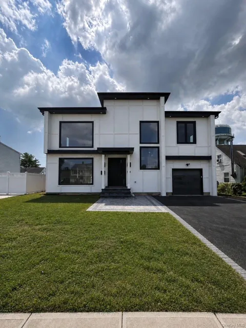 60 Periwinkle Road