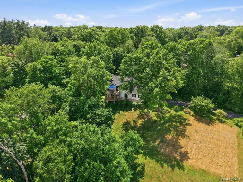 15 Meadow Drive Red Hook, NY 12571