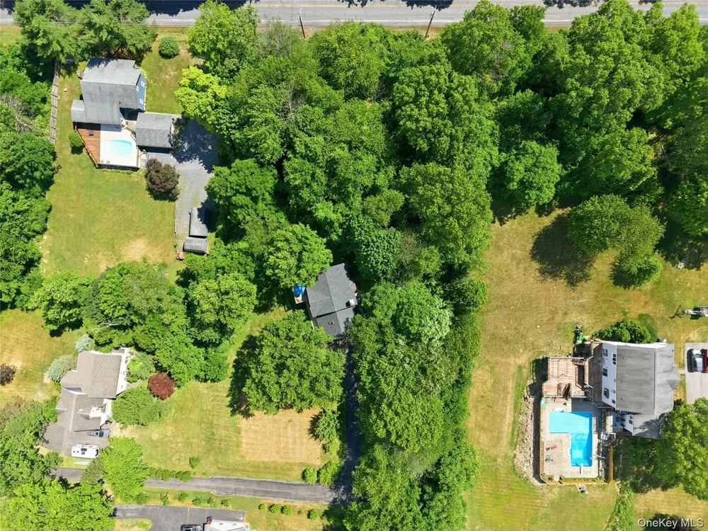 15 Meadow Drive Red Hook, NY 12571