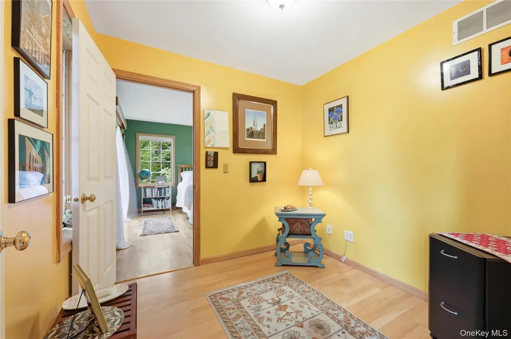 15 Meadow Drive Red Hook, NY 12571