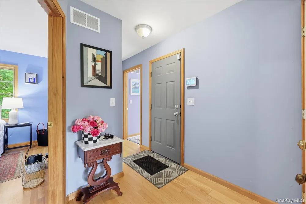 15 Meadow Drive Red Hook, NY 12571