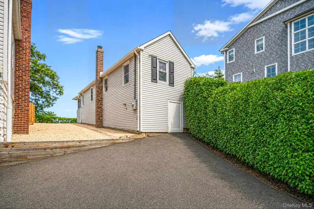 27 Walnut Avenue #2 Poquott, NY 11733
