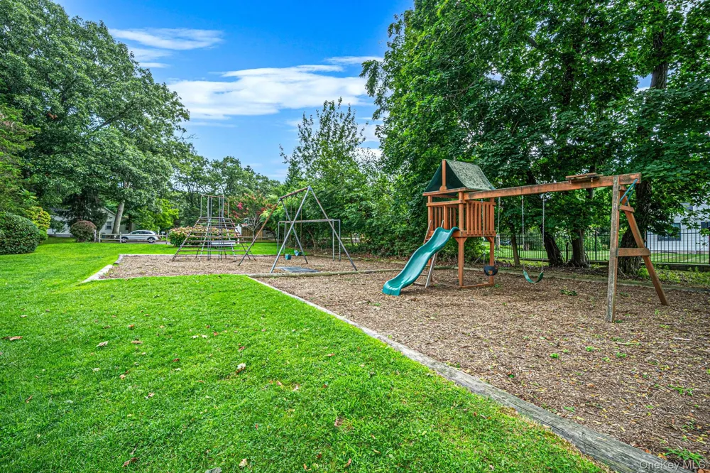 27 Walnut Avenue #2 Poquott, NY 11733
