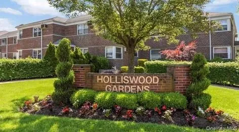 196-08 Pompeii Avenue #1B Hollis, NY 11423