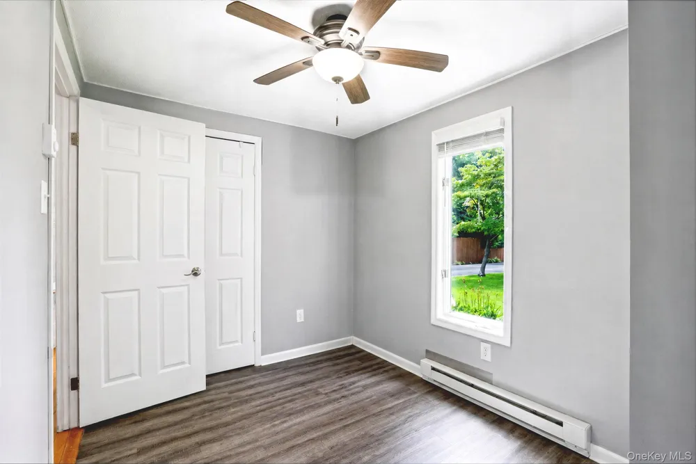 117 Broadway Shirley, NY 11967