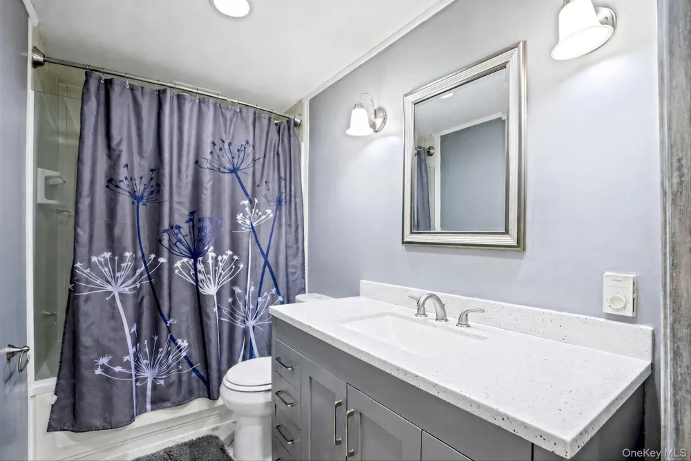 117 Broadway Shirley, NY 11967