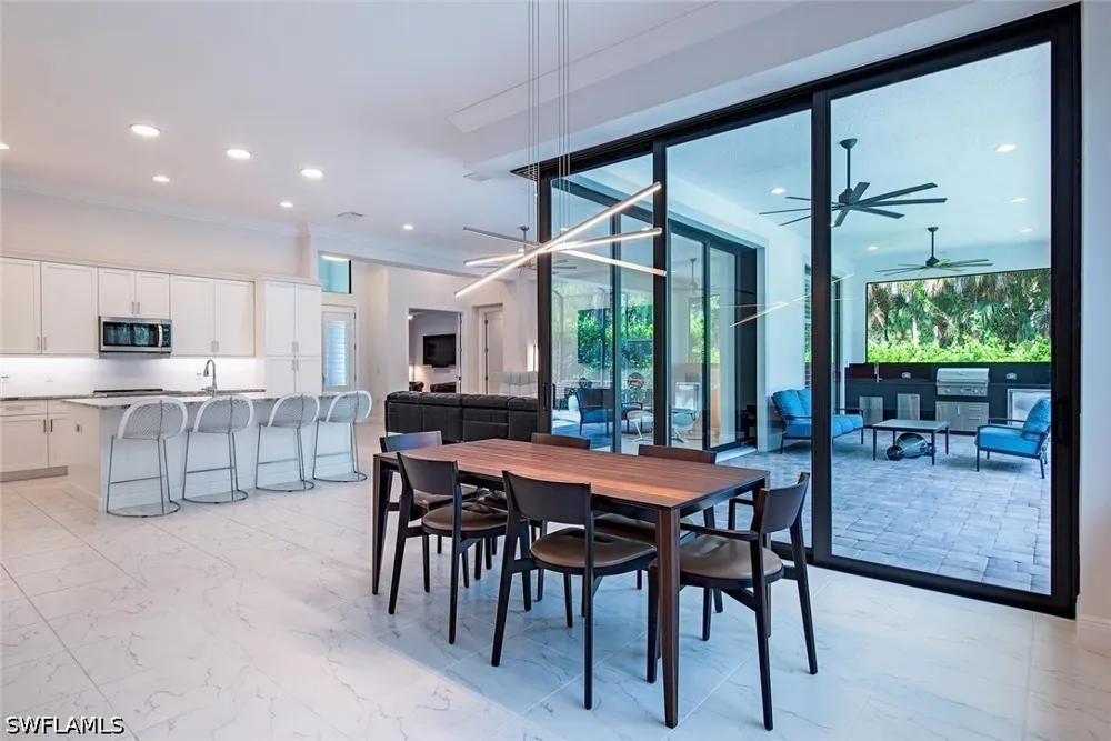 11TH AVENUE SW Naples, FL 34116