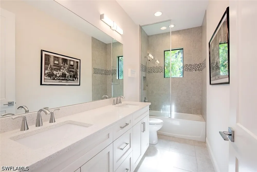 11TH AVENUE SW Naples, FL 34116