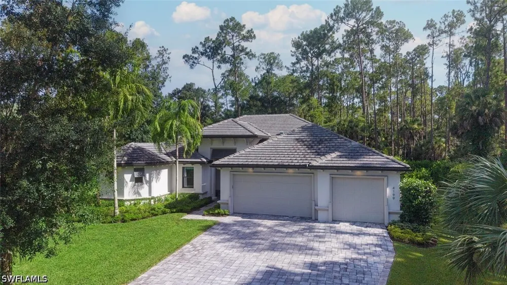 11TH AVENUE SW Naples, FL 34116