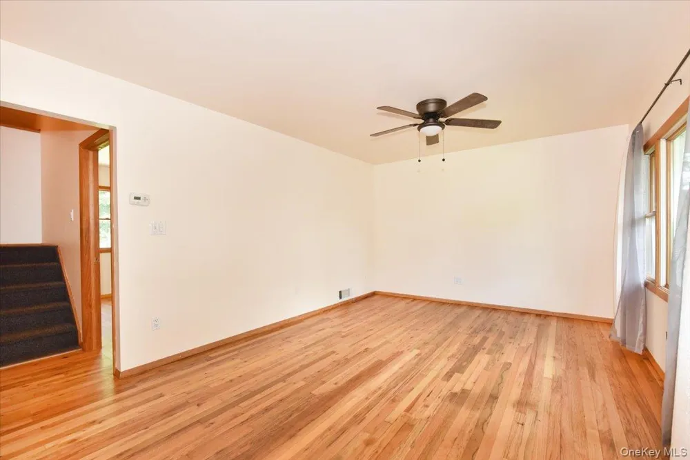 257 Maple Street Massapequa Park, NY 11762