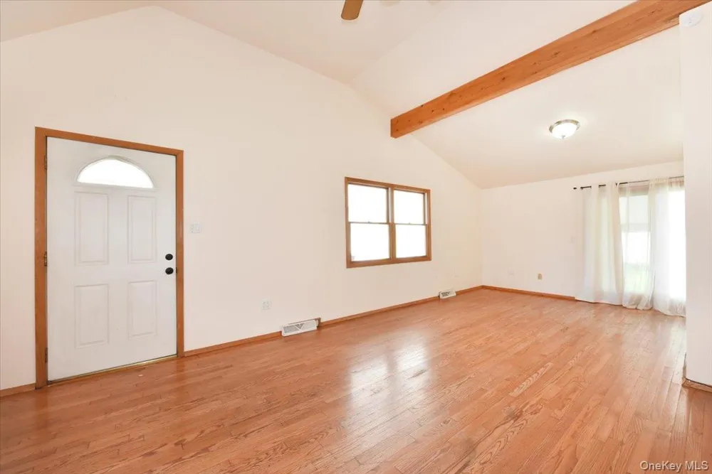 257 Maple Street Massapequa Park, NY 11762