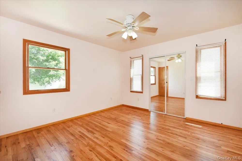 257 Maple Street Massapequa Park, NY 11762