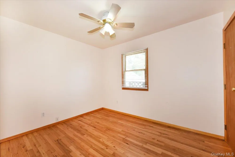 257 Maple Street Massapequa Park, NY 11762