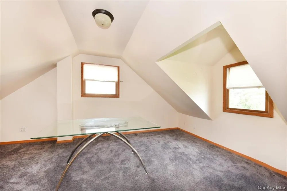 257 Maple Street Massapequa Park, NY 11762