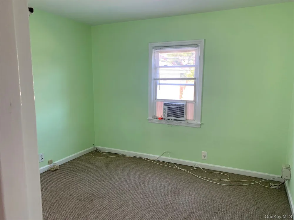 431 E Chester Street Long Beach, NY 11561