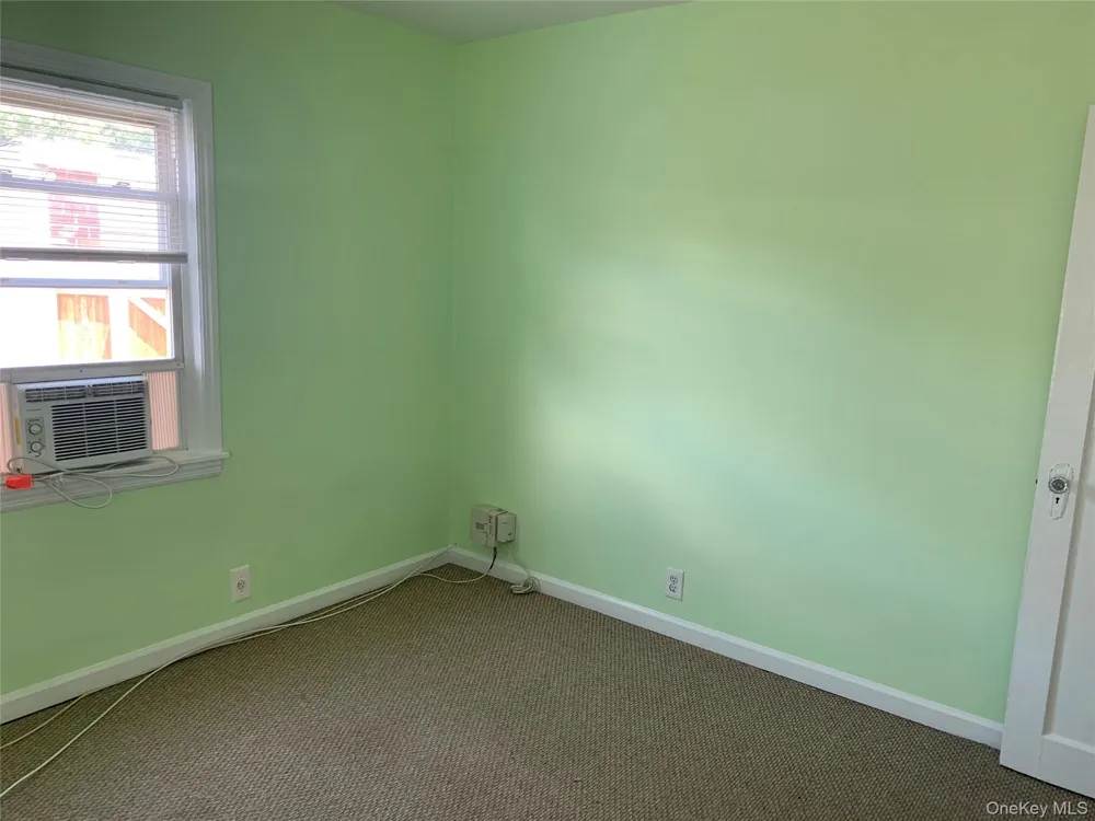 431 E Chester Street Long Beach, NY 11561