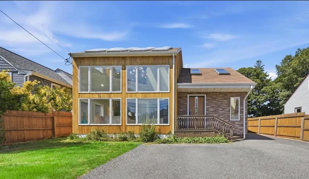 308 5th Avenue East Northport, NY 11731