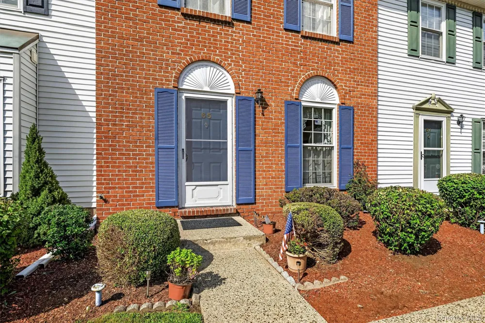 65 Yorkshire Terrace Washingtonville, NY 10992
