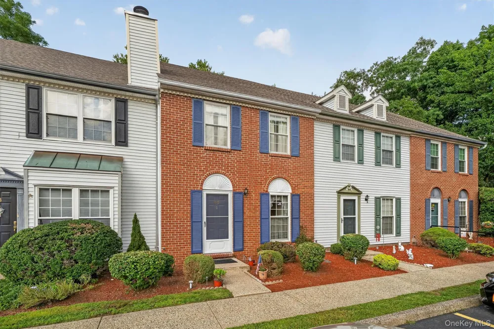 65 Yorkshire Terrace Washingtonville, NY 10992