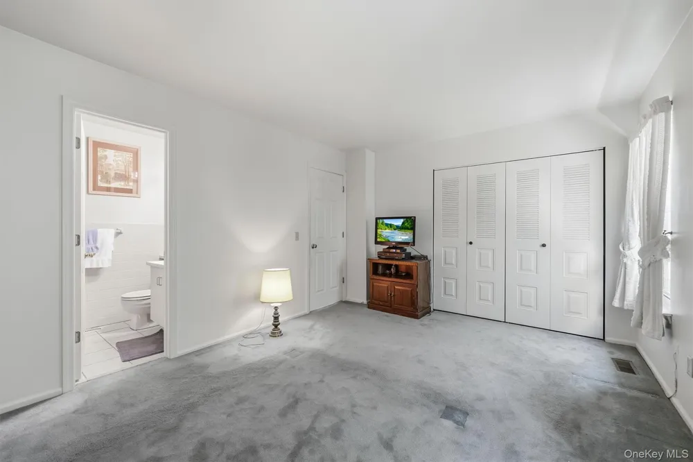 65 Yorkshire Terrace Washingtonville, NY 10992
