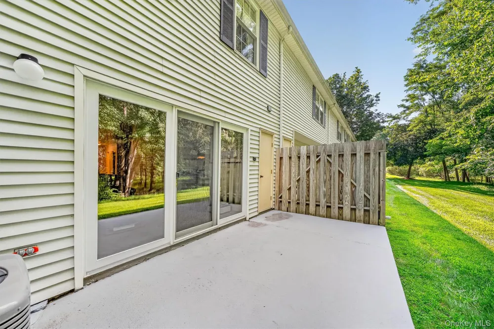 65 Yorkshire Terrace Washingtonville, NY 10992