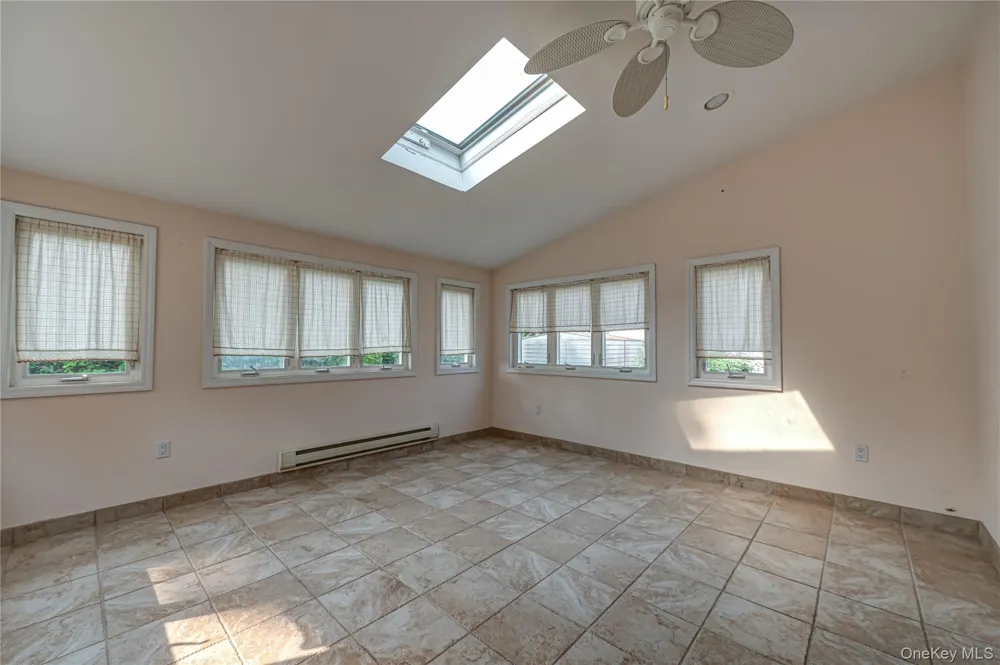 3986 Maplewood Drive Seaford, NY 11783