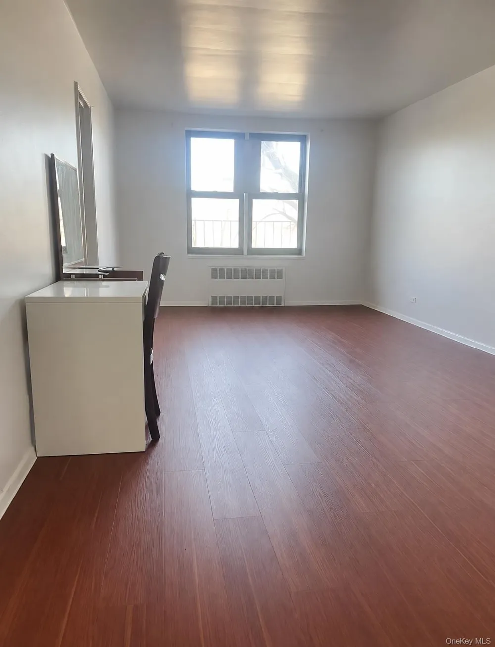 88-30 182nd Street #3F Hollis, NY 11423