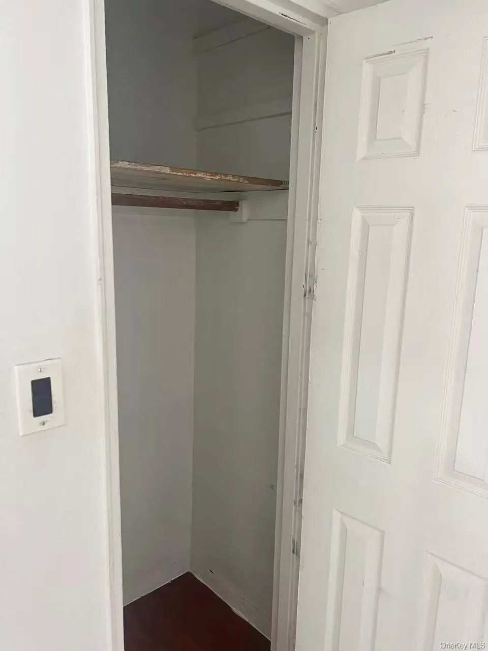 88-30 182nd Street #3F Hollis, NY 11423