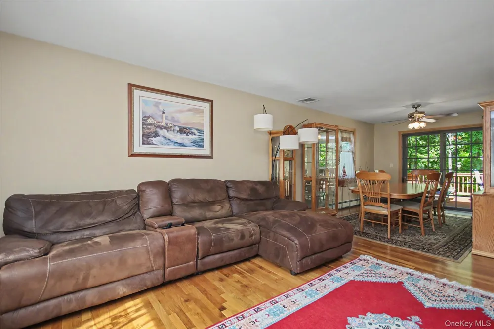17 Scotsdale Road Carmel, NY 10512