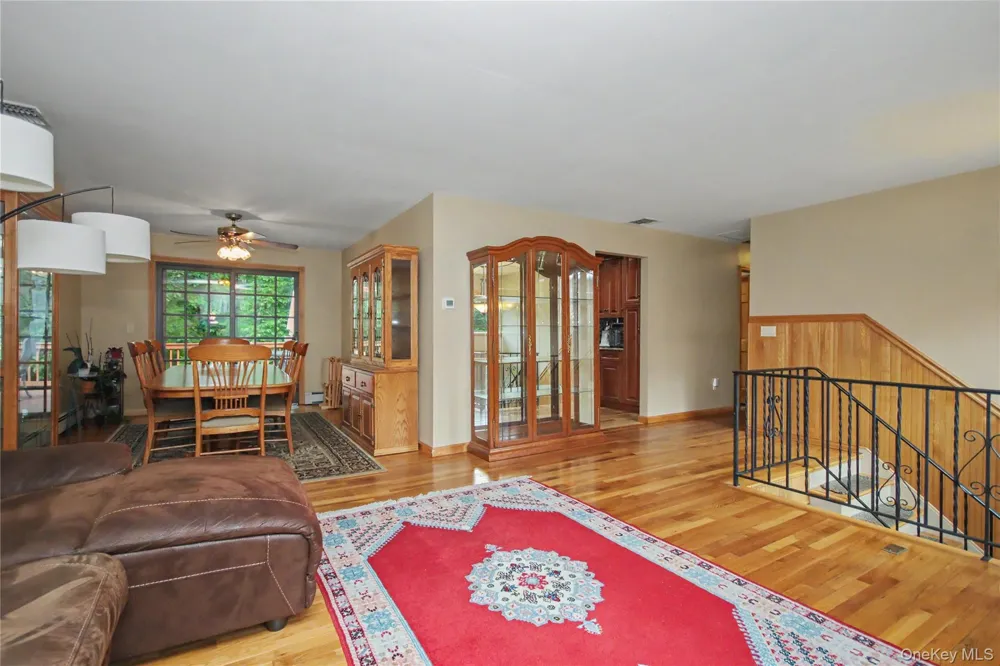 17 Scotsdale Road Carmel, NY 10512