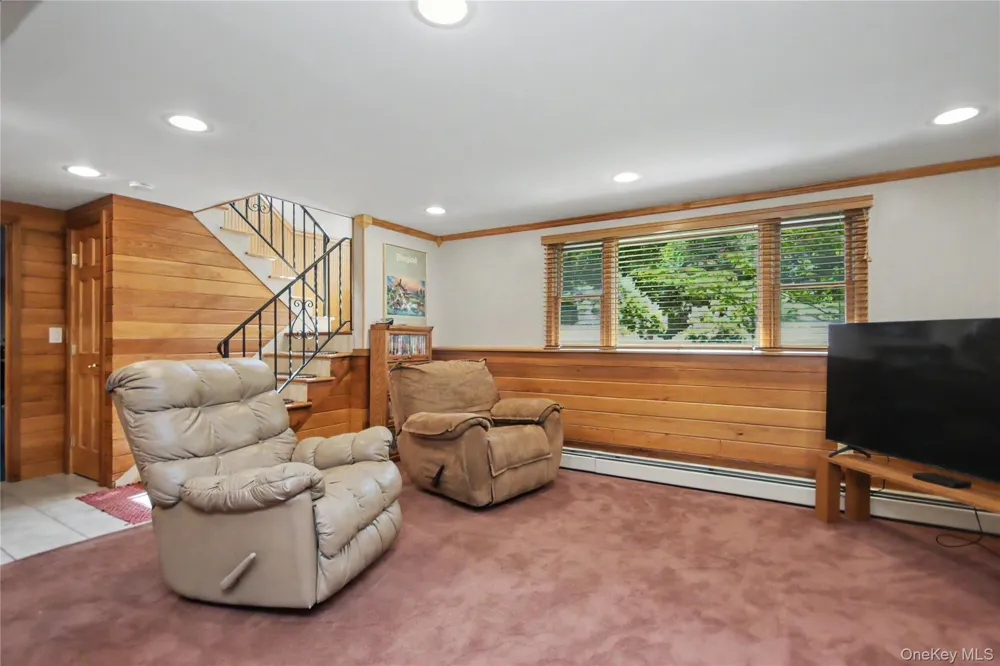 17 Scotsdale Road Carmel, NY 10512