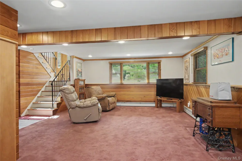 17 Scotsdale Road Carmel, NY 10512