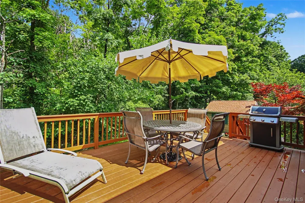 17 Scotsdale Road Carmel, NY 10512