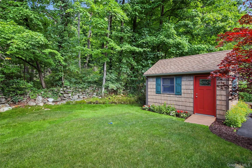 17 Scotsdale Road Carmel, NY 10512