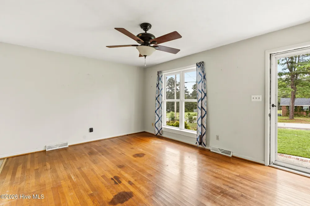 1020 Laurel Avenue Rockingham, NC 28379