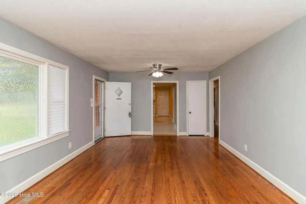 113 Lake Avenue Dudley, NC 28333