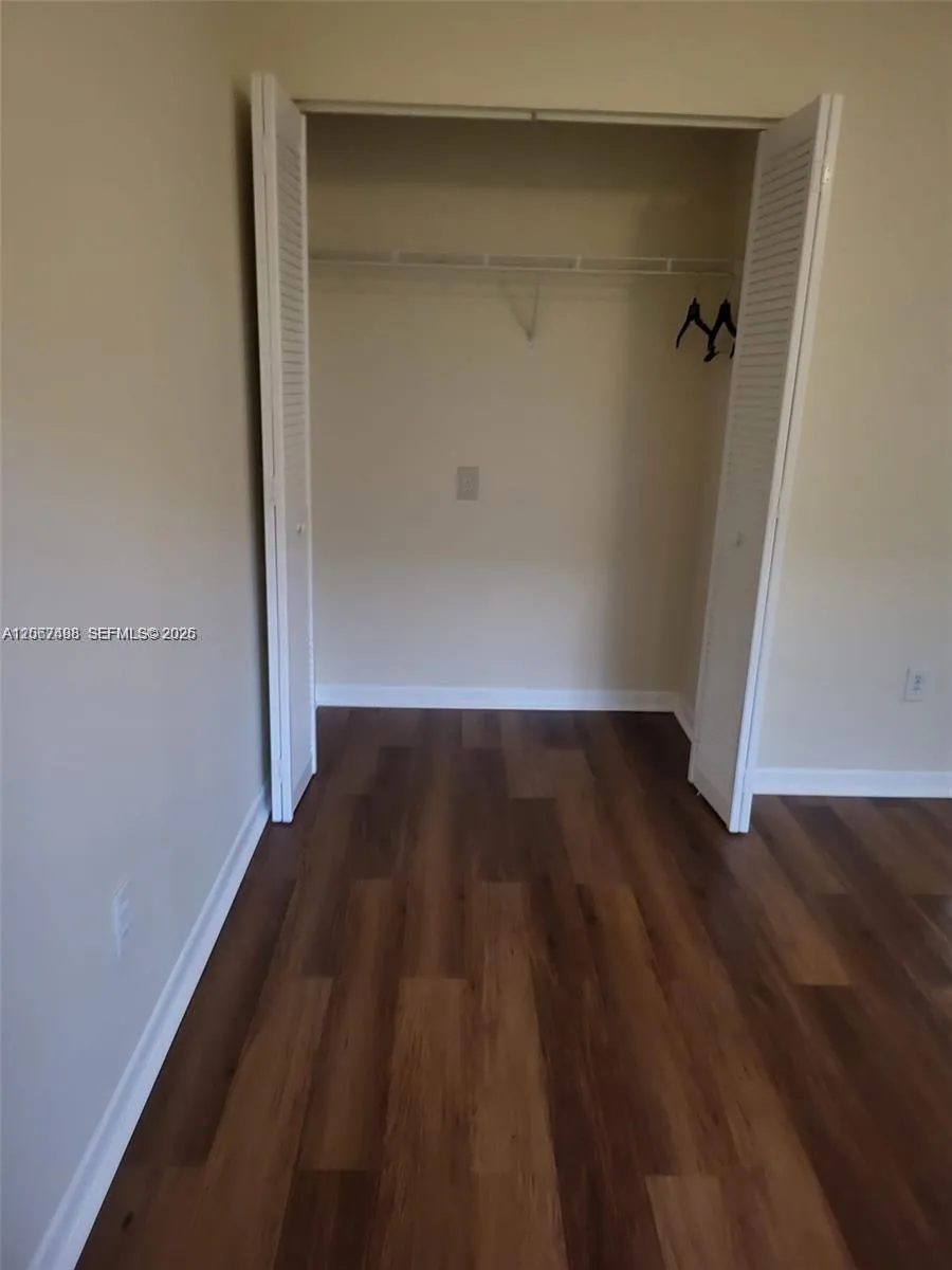 21121 SW 85th Ave #311 Cutler Bay, FL 33189