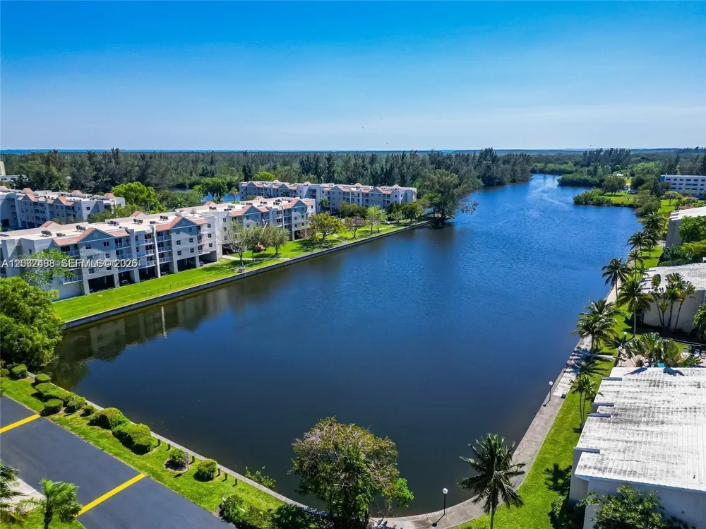 21121 SW 85th Ave #311 Cutler Bay, FL 33189