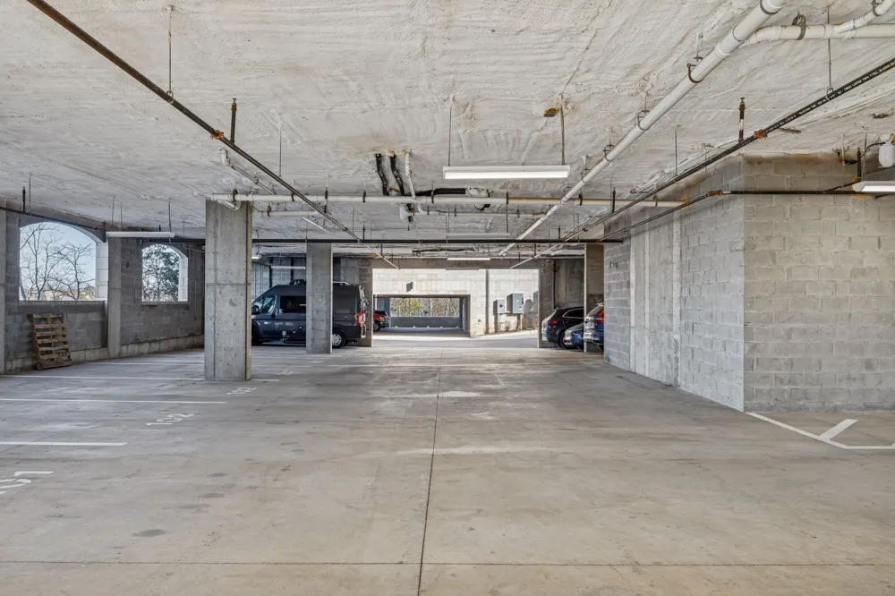 1024 Club View Dr #D202 Gallatin, TN 37066