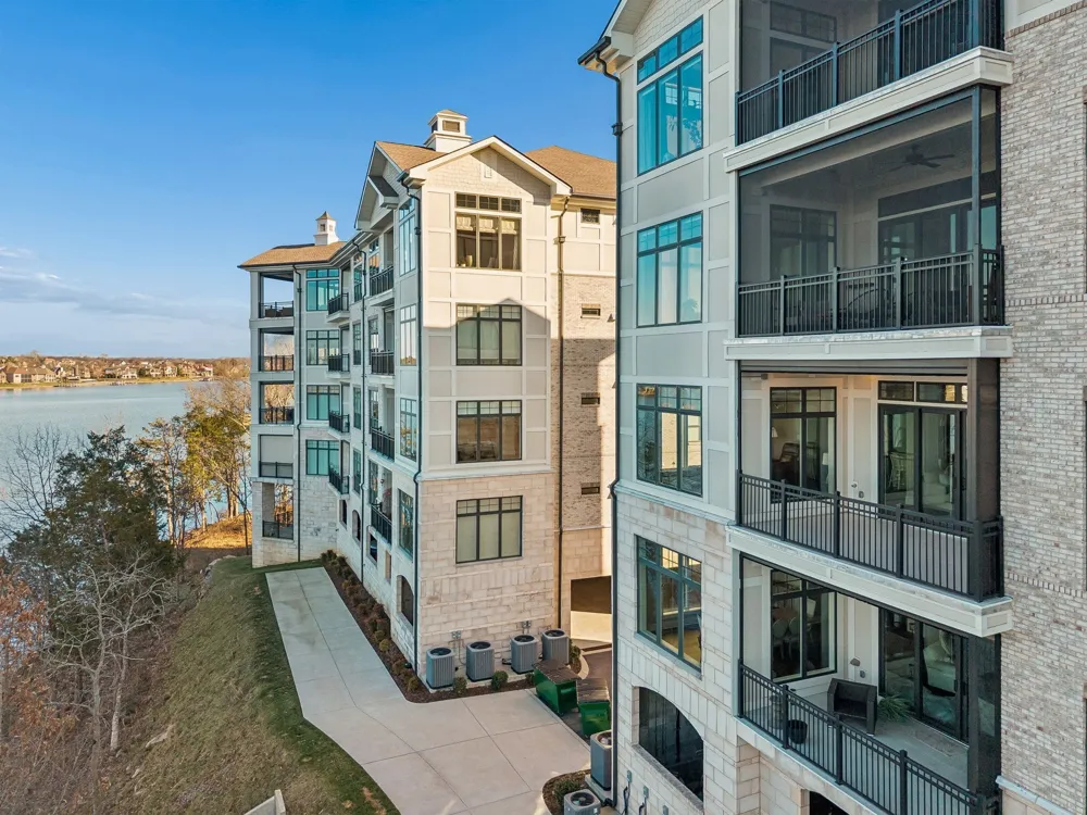 1024 Club View Dr #D202 Gallatin, TN 37066