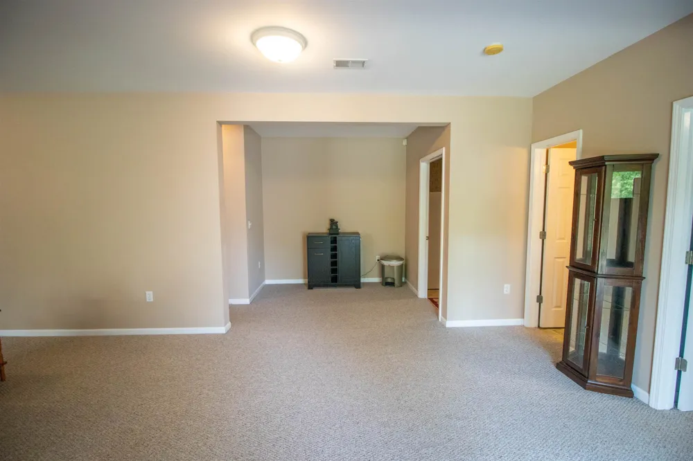 2539 Rushbrook Drive Flint Charter Township, MI 48433