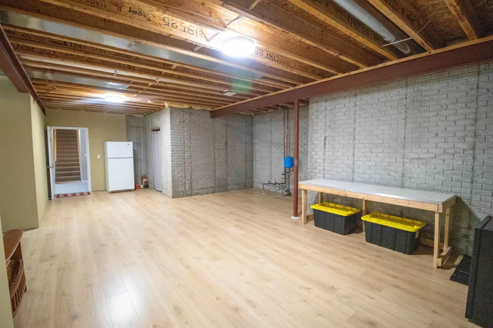 2539 Rushbrook Drive Flint Charter Township, MI 48433