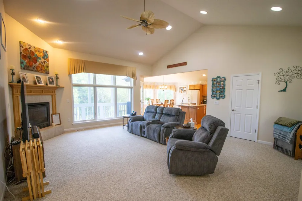 2539 Rushbrook Drive Flint Charter Township, MI 48433