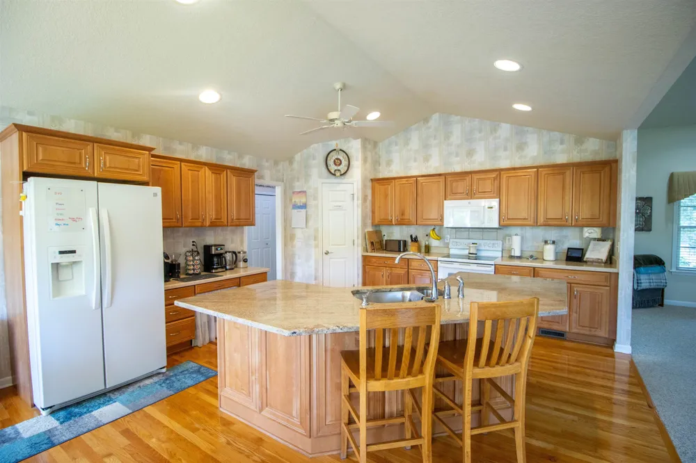 2539 Rushbrook Drive Flint Charter Township, MI 48433