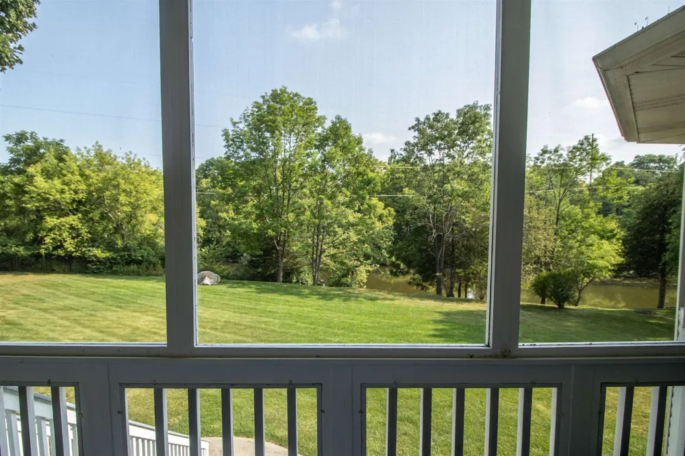 2539 Rushbrook Drive Flint Charter Township, MI 48433