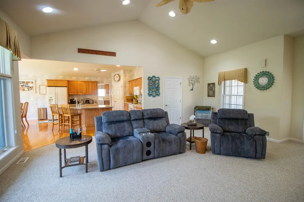 2539 Rushbrook Drive Flint Charter Township, MI 48433