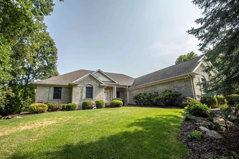 2539 Rushbrook Drive Flint Charter Township, MI 48433