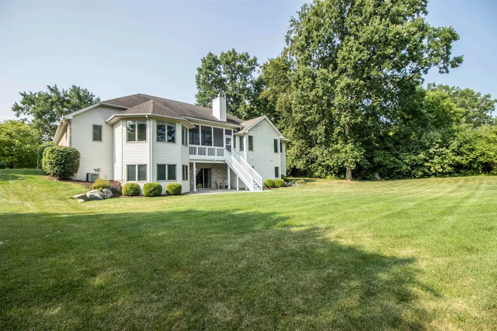 2539 Rushbrook Drive Flint Charter Township, MI 48433