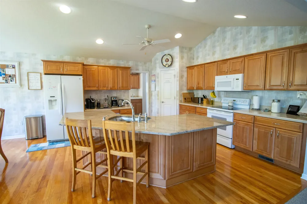 2539 Rushbrook Drive Flint Charter Township, MI 48433